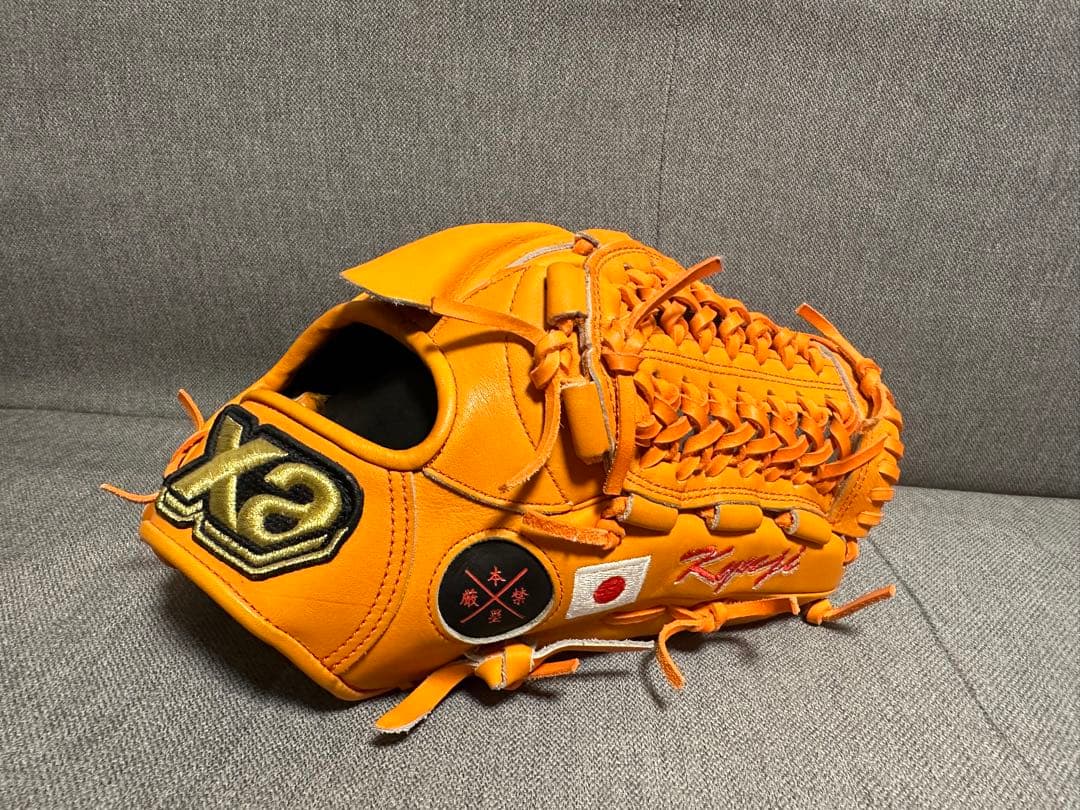 藤川球児 グローブ ザナックス 軟式用 - メルカリ