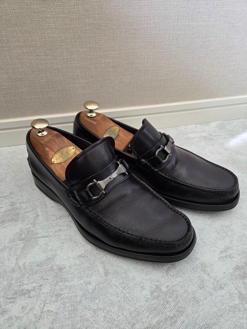 【美品】FERRAGAMO ガンチーニ ローファー 24.5cm ダークブラウン