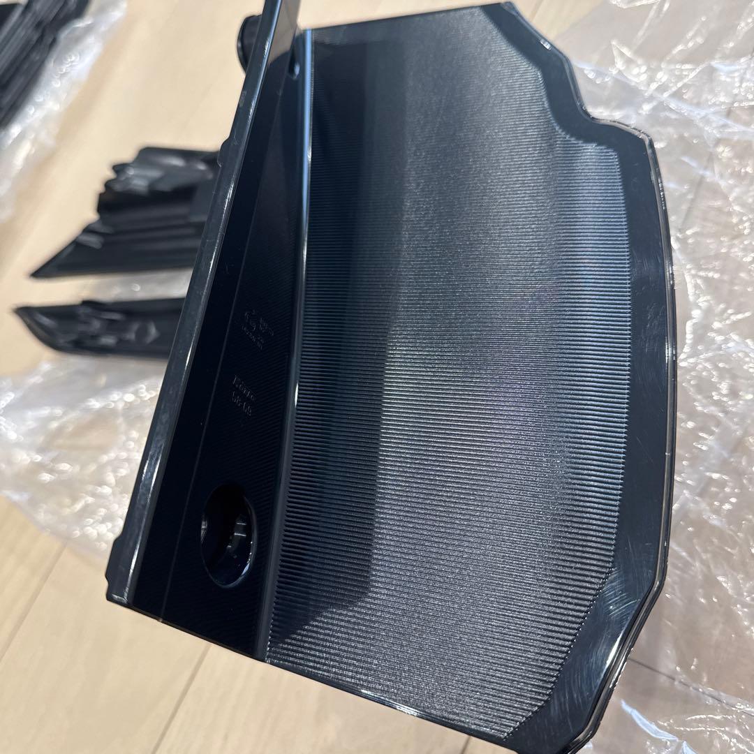 トヨタヴェルファイア30系前期 純正テールランプ 左右セット Koito製