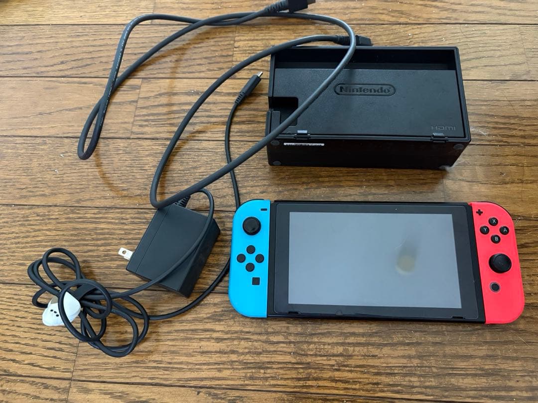 Switch 本体 ケーブル ドッグ 任天堂純正品】ドック本体のみ Nintendo Switch ドック 単品 ※HDMI