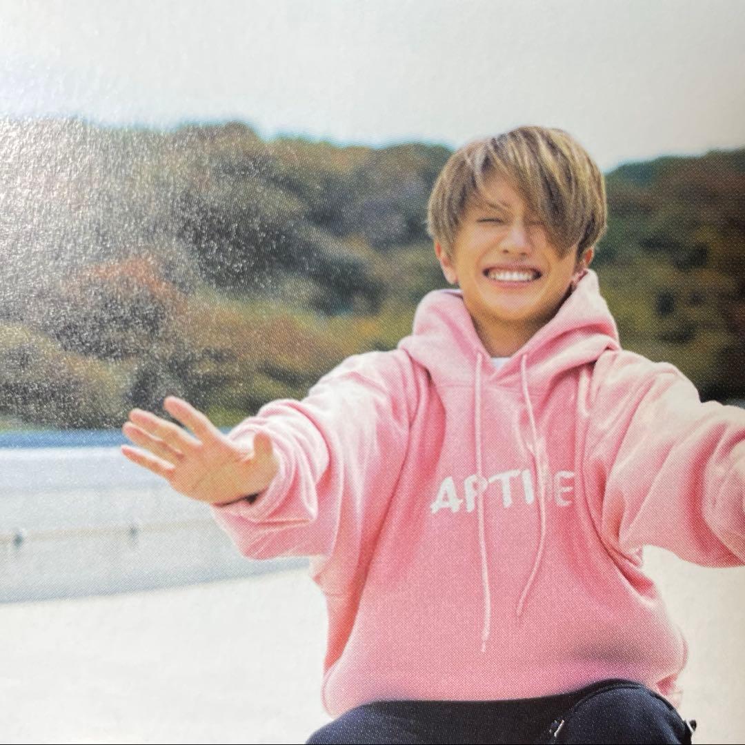 ナップタイム naptime. Nissy パーカー イエロー ピンク - メルカリ