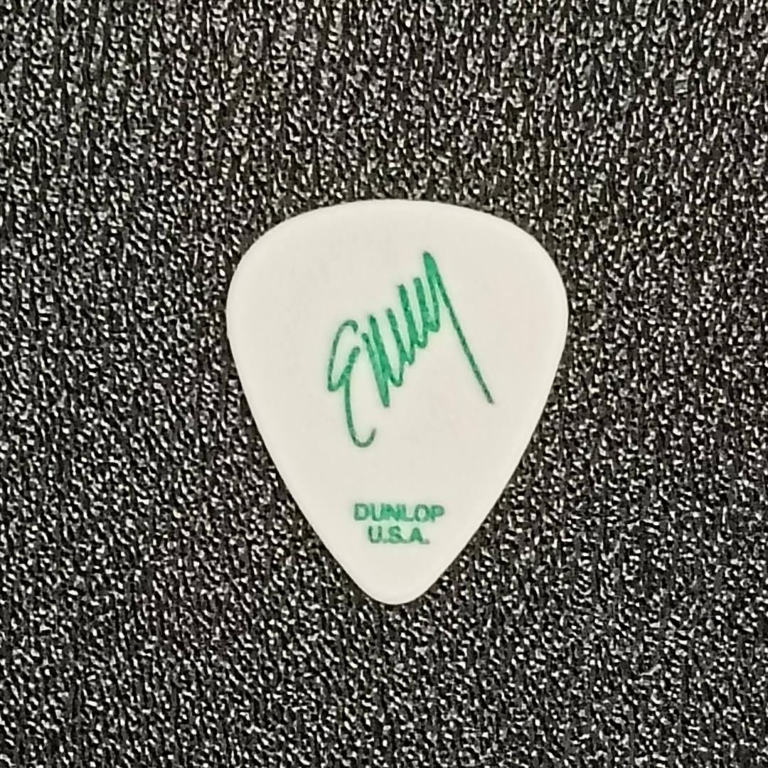 LINKIN PARK サイン入りギターピック エミリー 白緑 リンキンパーク Linkin Park - 誰がこのギターピック使ってるの？ (ロンドン - 2024年9