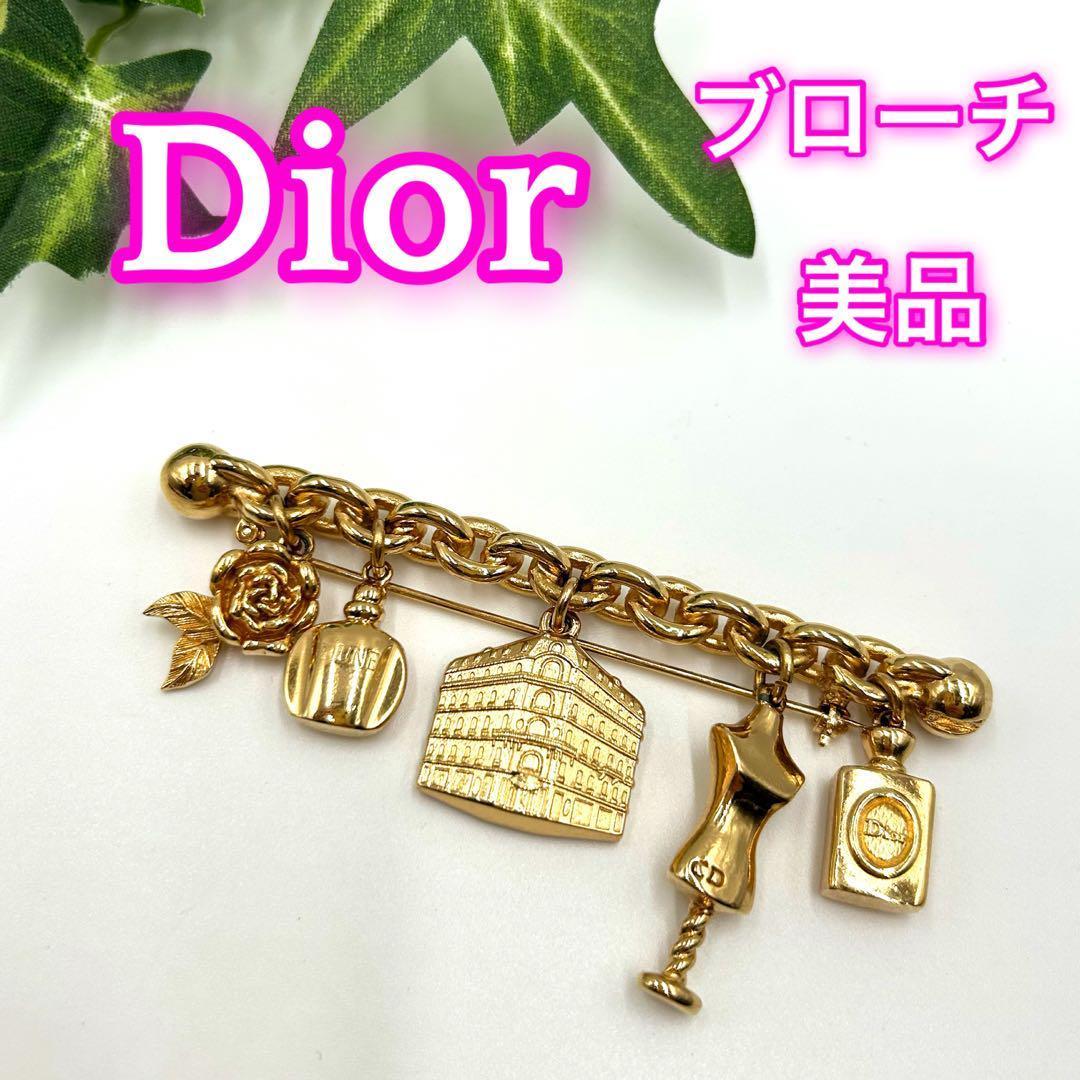 【美品】Christian Dior クリスチャンディオール　ブローチ　ゴールド Christian Dior クリスチャン ディオール ブローチ ゴールド CD リボン