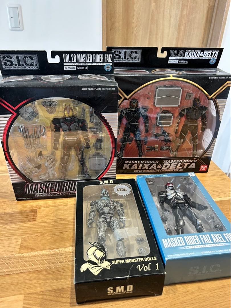 S.I.C 仮面ライダーファイズ　カイザデルタアクセルフォームアークオルフェノク S.I.C 仮面ライダーファイズ カイザデルタアクセルフォームアーク