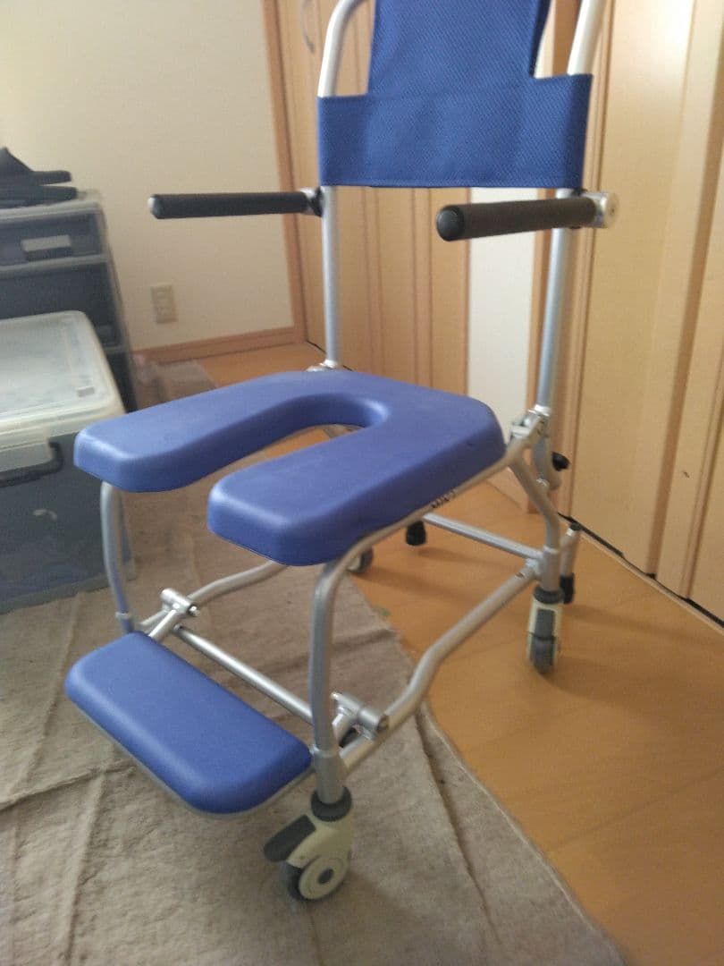 MIKI 　入浴用椅子　土日限定価格 ミキ 介護用風呂椅子｜入浴用品｜介護用品｜ダイエット、健康 おすすめ