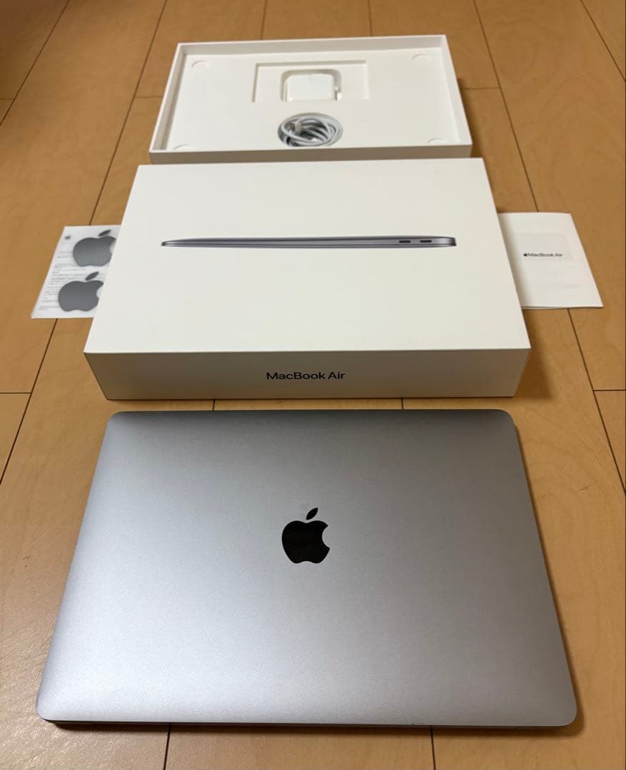 MacBook Air M1 13インチ 『＊メモリ16GB搭載』 256GB Apple MacBook Air 13.3 inch, New M1 Chip, 8GB RAM, 256GB Storage