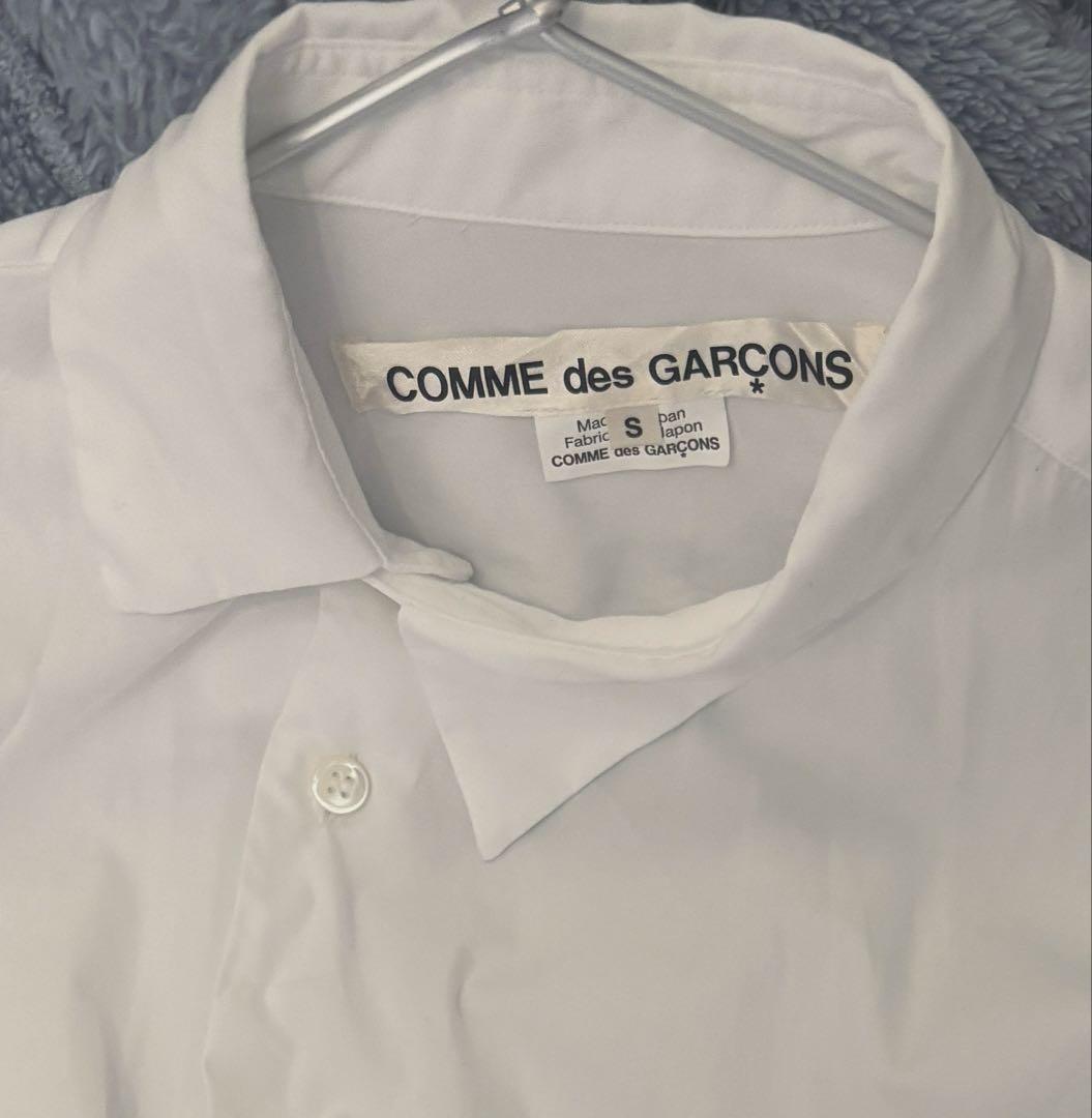 コムデギャルソン 25AW アシンメトリー シャツ 白 S - メルカリ
