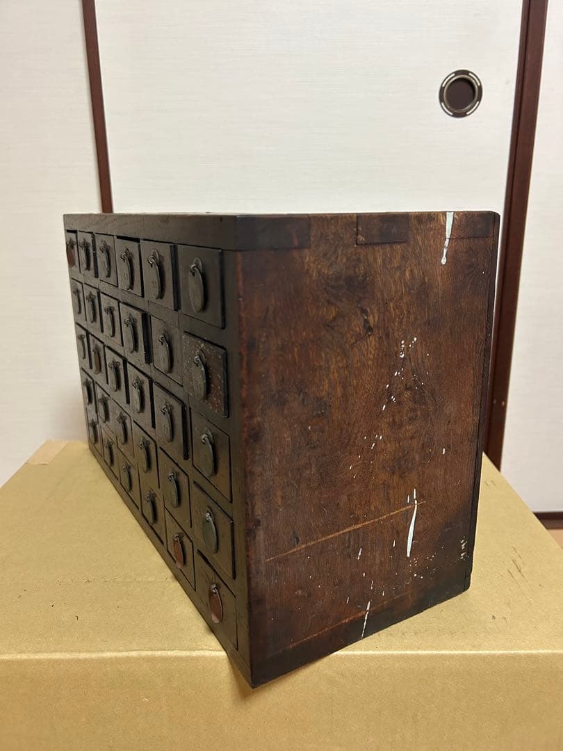 ち*み様 アンティーク 小引出し薬箪笥 昭和初期 木製小引き出し レア物