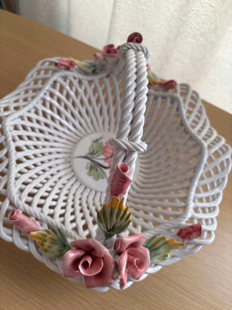 花柄装飾 八角形陶器バスケット