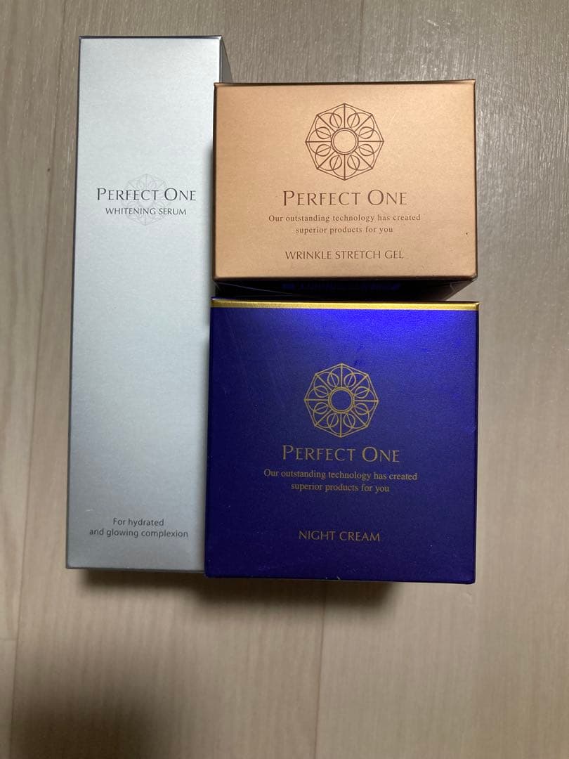 パーフェクトワン　ナイトクリーム、リンクルストレッチジェル、ホワイトニングセラム 楽天市場】【公式】パーフェクトワン 薬用リンクルストレッチセラム