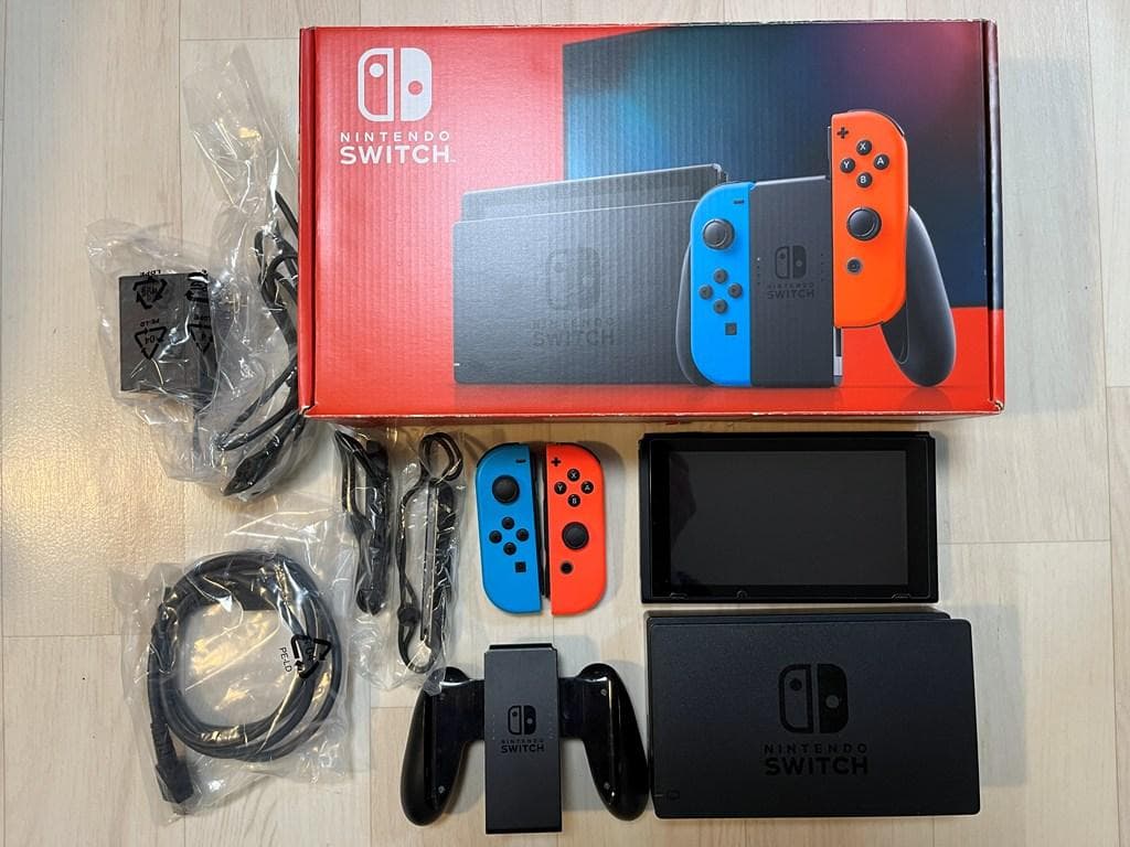 値下不可:美品中古 Nintendo Switch 箱と付属品完備 オマケ付き ゲオ公式通販サイト/ゲオオンラインストア【中古・箱説あり・付属品