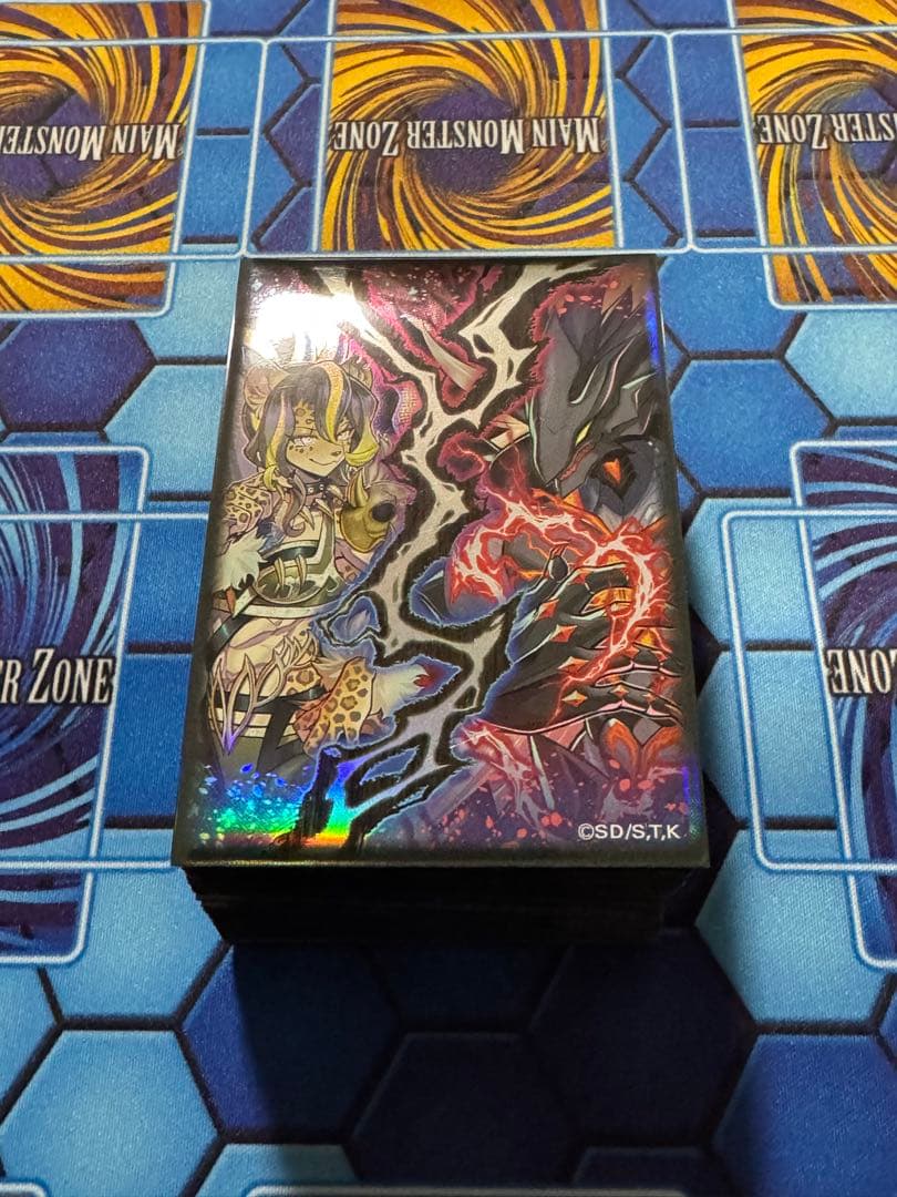 遊戯王 VSK9 大会構築　VSスリーブ入り　メイン40＋EX15＋サイド15枚 遊戯王 VSK9 大会構築 VSスリーブ入り メイン40＋EX15＋サイド15枚