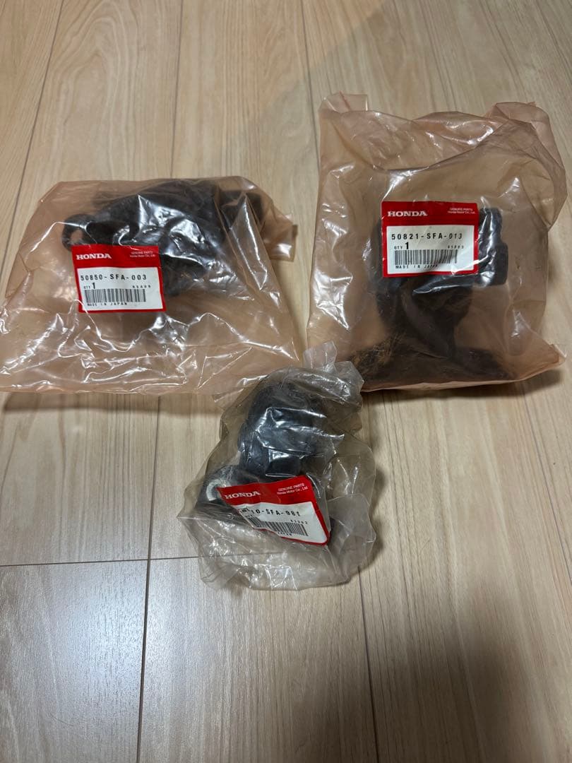 ホンダLife JB7ターボ　エンジンマウント ホンダ ライフ JB7 ライフディーバ エンジンマウント交換 川越市 埼玉