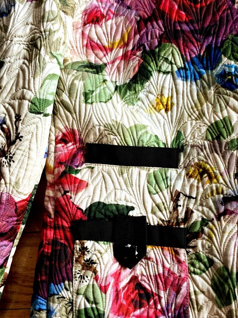 新春お値下げ ドルチェアンドガッバーナ ワッフル生地丸首ジャケット