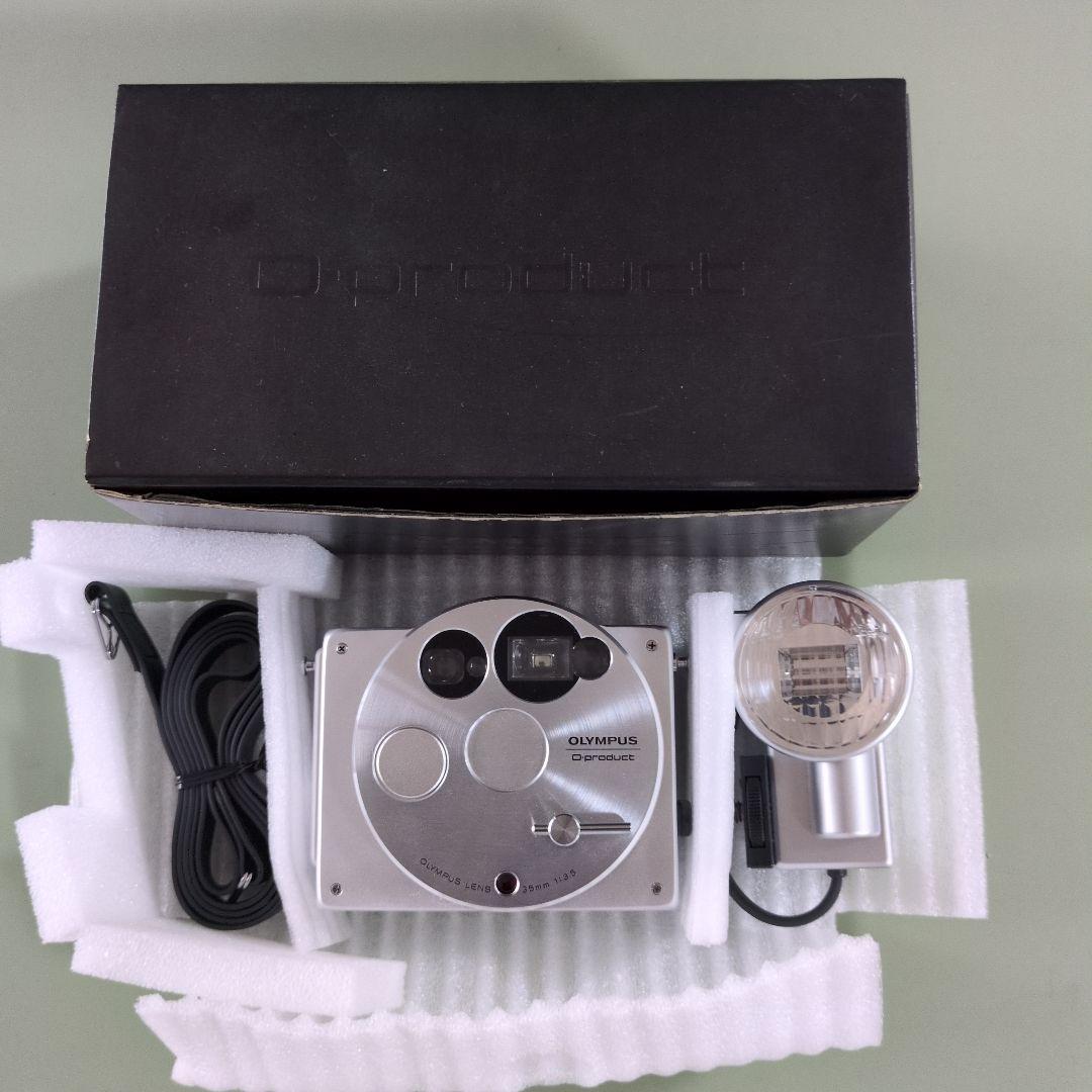 OLYMPUS O-product フィルムカメラ The Olympus O-Product is a Beautiful and Unusual Point-and-Shoot