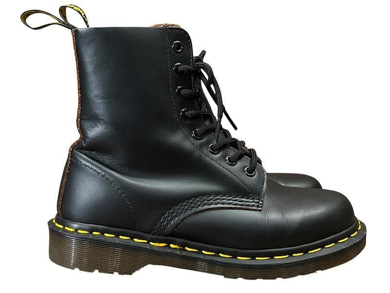 希少 英国製 完全復刻モデル ドクターマーチン 茶芯 8ホール ブーツ
