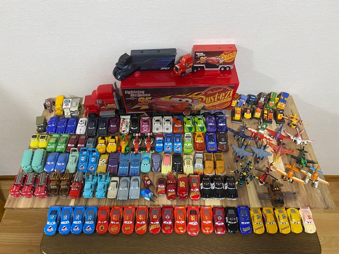 カーズ　プレーンズ　126台以上　トミカまとめ売り　大量 レア！カーズ プレーンズ ディズニー トミカまとめ売り - メルカリ