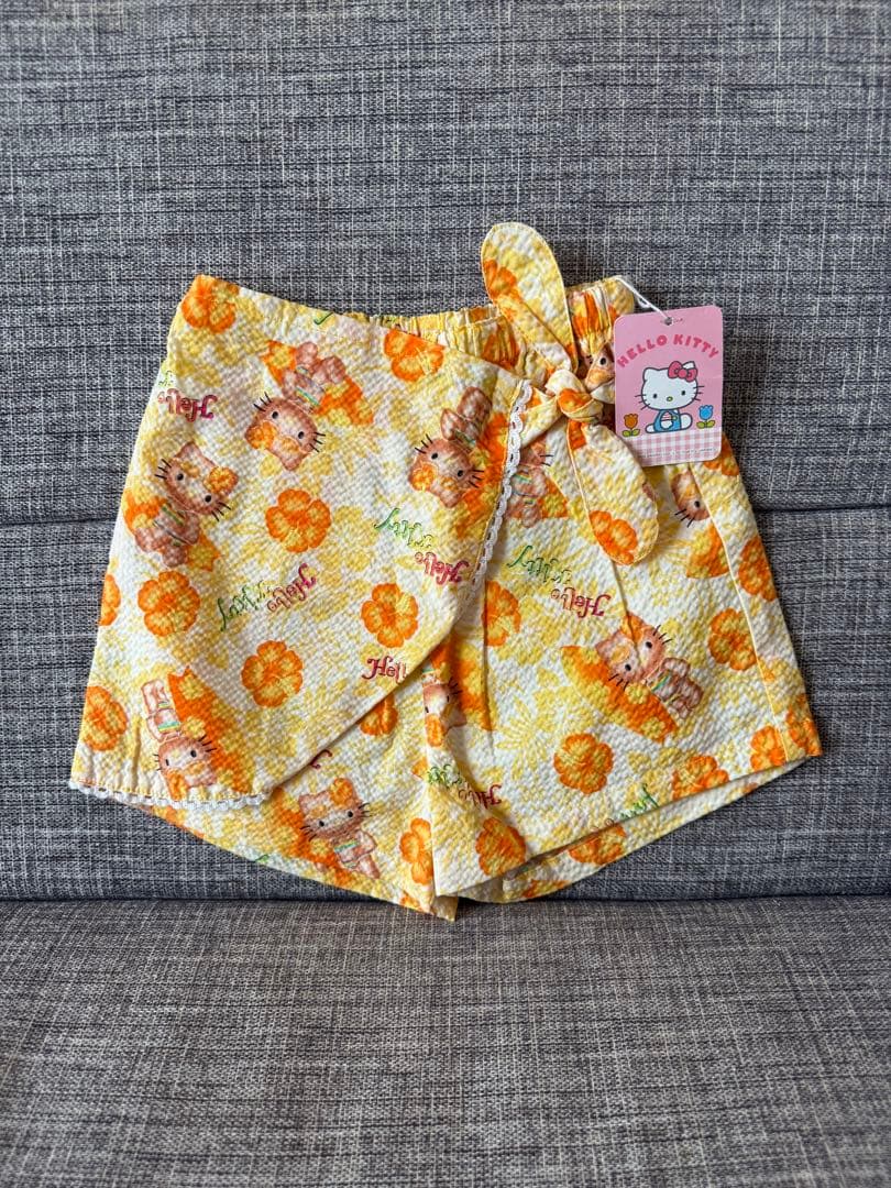 タグ付　サンリオ　ハローキティ　日焼けキティ　ショートパンツ　キュロット　ギャル Qoo10] サンリオ 新着【部分急速出荷】キティちゃん 日焼け