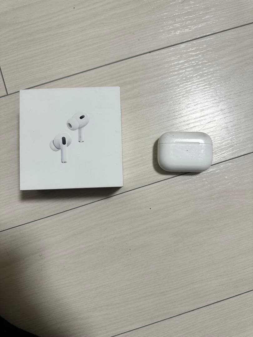 s*y様 AirPodsPro 第二世代 Amazon.co.jp: Apple AirPods Pro（第2世代） ​​​​​​​ ホワイト : 家電
