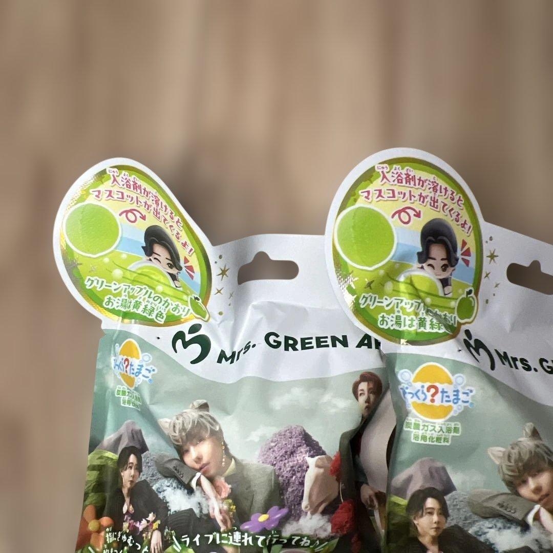 びっくら？たまごMrs. Green Apple バスボール2個セットファミマ