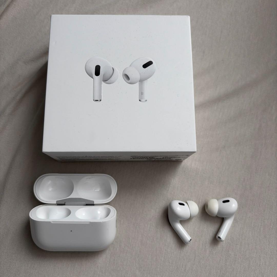 【正規品】airpods pro 第二世代 Amazon.co.jp: Apple AirPods Pro（第2世代） ​​​​​​​ ホワイト : 家電