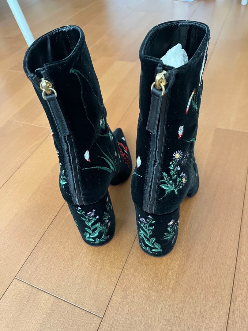 mamekurogouchi /2018-2019AW/ 刺繍ベルベットブーツ