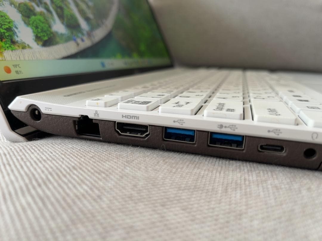 Windowsノート本体 FMV AH45/D1 i3 2.3GHz 8GB 500GB