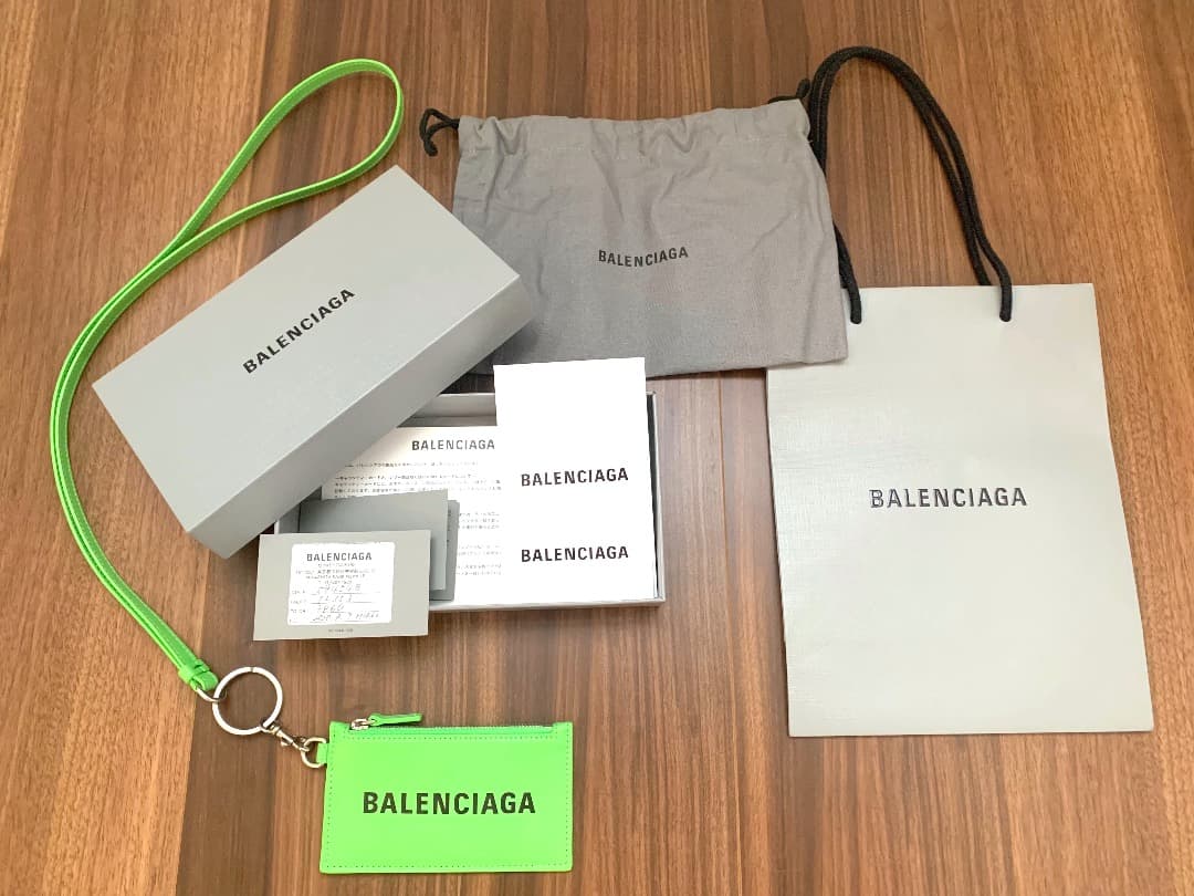BALENCIAGA バレンシアガ CASHカードケース付きキーリング 財布 BALENCIAGA - バレンシアガ CASH カードケース付きキーリングの通販 by