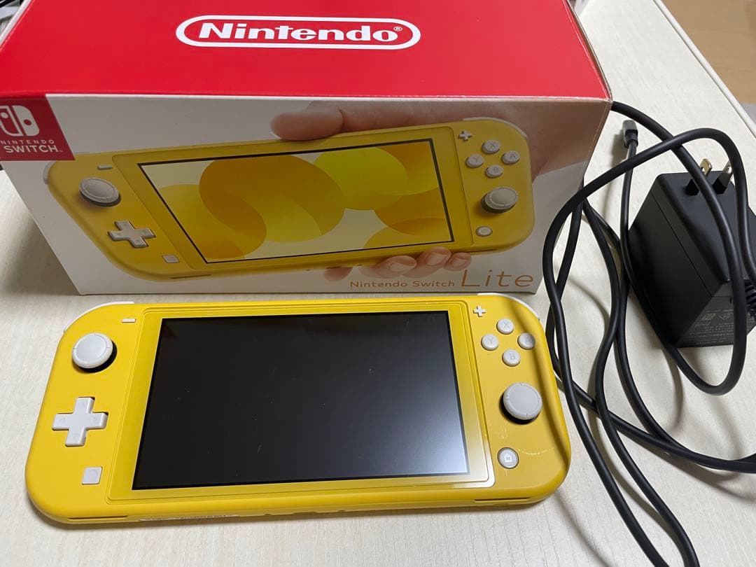 Nintendo Switch Lite イエロー 本体 ACアダプター付き Amazon.co.jp: Nintendo Switch Lite イエロー : ゲーム