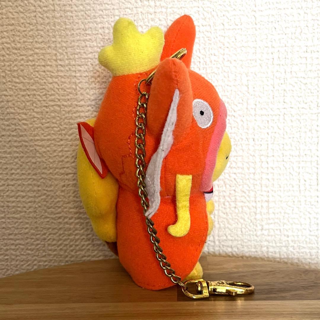 ポケモンセンター ポンチョを着たピカチュウ コイキング キーホルダー