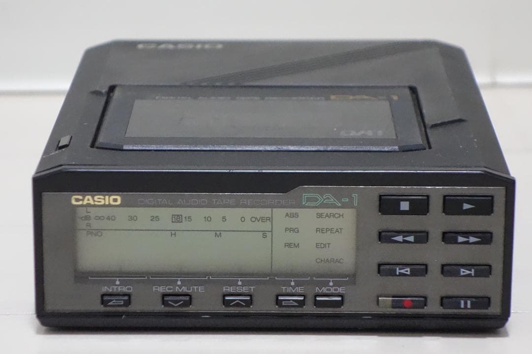 希少品 ポータブルDATレコーダー DA-1 CASIO カシオ カシオのポータブルDAT「DA-1」