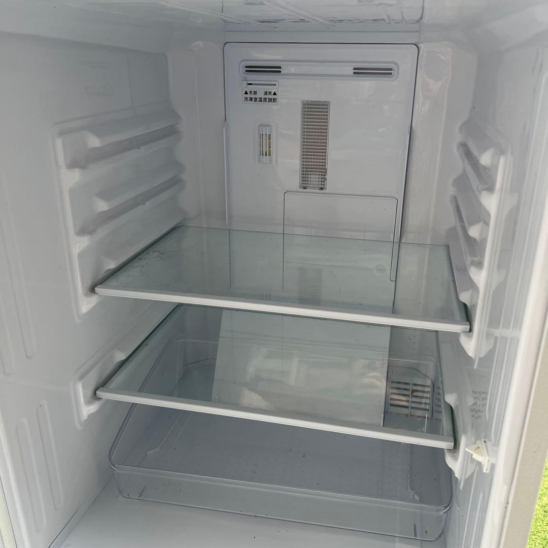 横浜市内配達】2020年製 シャープ 137L 冷蔵庫 左右付け替え可能ドア②