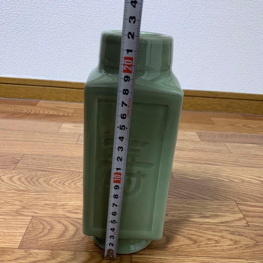【箱の部品欠損？】緑色 陶器 花瓶 木箱付き 1.20kg