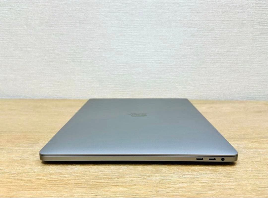 2025年OS] MacBook Pro ／4K／メモリ32GB - メルカリ