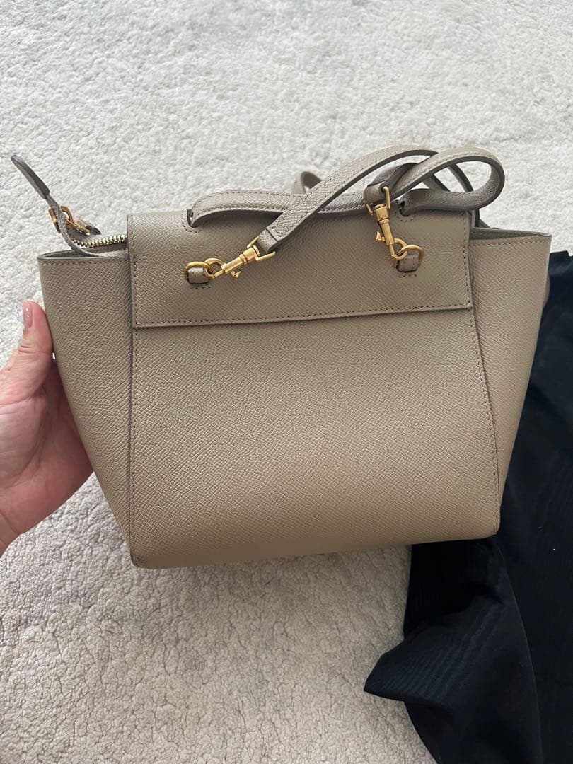 CELINE セリーヌ ベルトバッグナノ ライトトープ