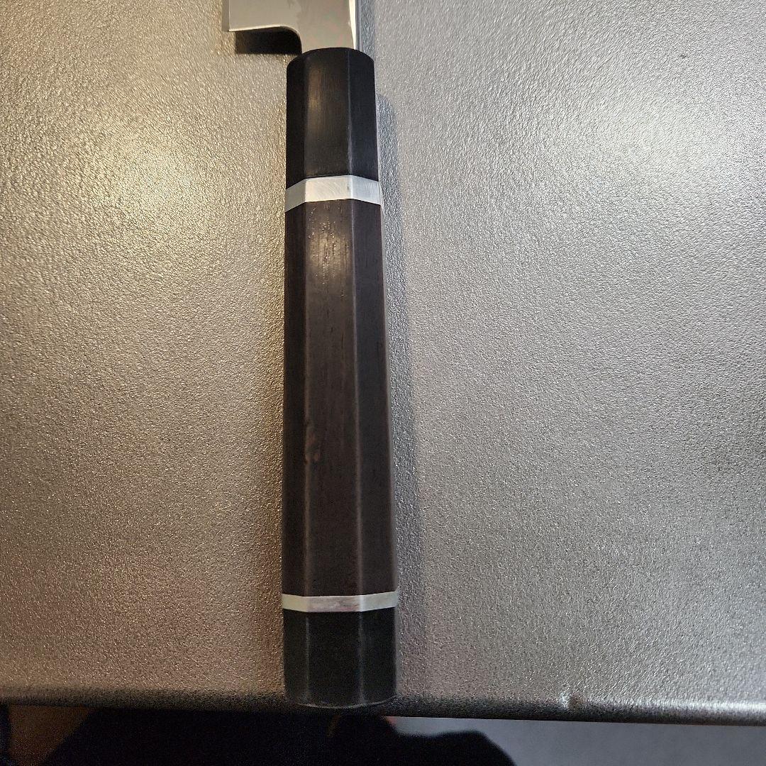 鉄拳良政 先丸柳刃包丁 本焼 尺1 V金10号 銀巻き 黒檀八画柄 - メルカリ