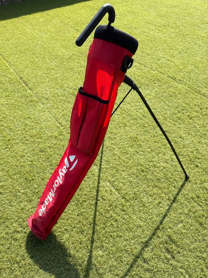 TaylorMade 赤 セルフスタンドバッグ - メルカリ