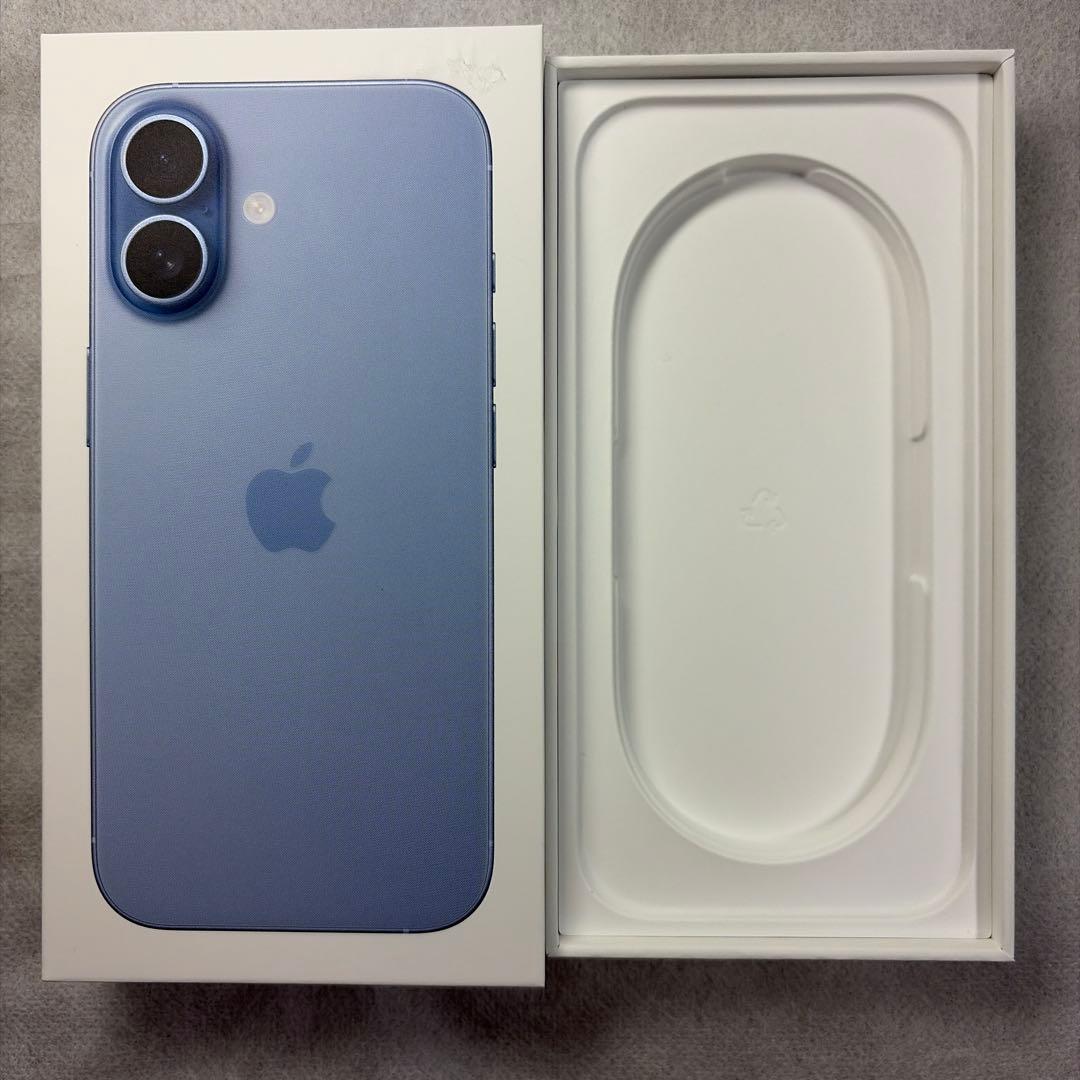 Apple iPhone 17 純正充電ケーブル ＆ 【空箱】ミストブルー - メルカリ