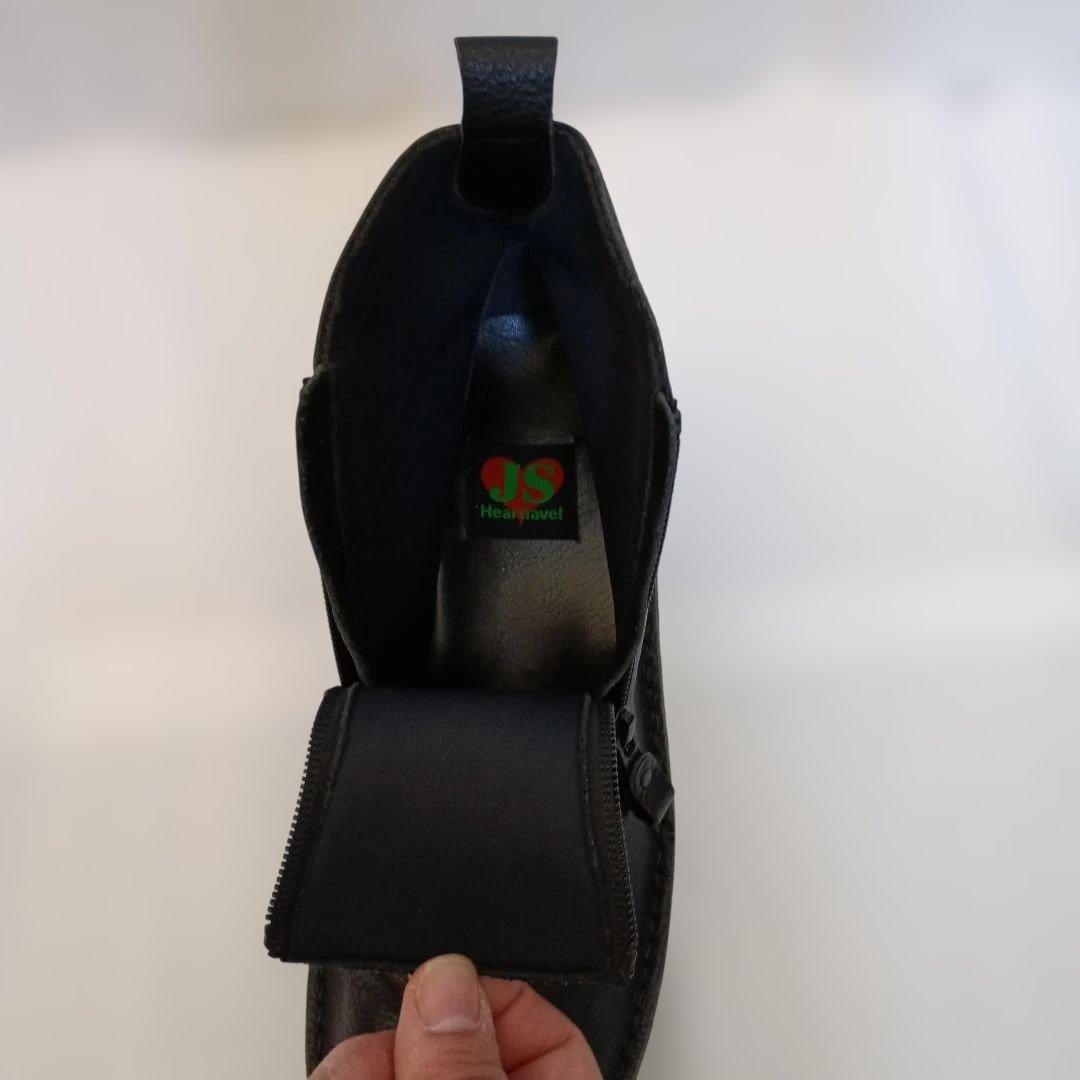 黒いレザーショートブーツ ジッパー付き 24.5cm 新品未使用