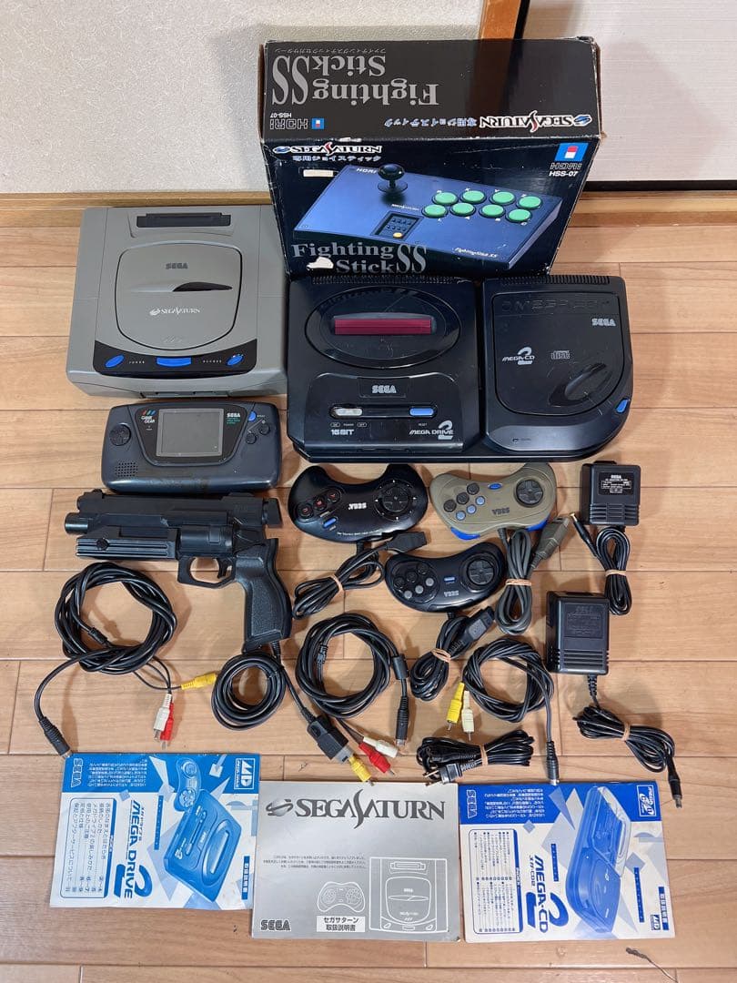 レトロなセガのゲーム機とアクセサリーのコレクション 楽天ブックス」、株式会社セガの携帯専用ゲーム機「ゲームギア」の発売