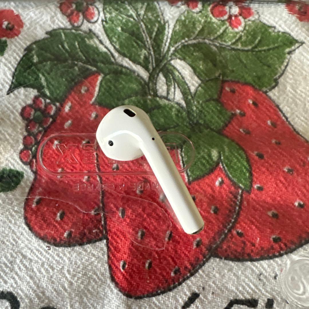 AirPods本体 ホワイト 右ジャンク - メルカリ