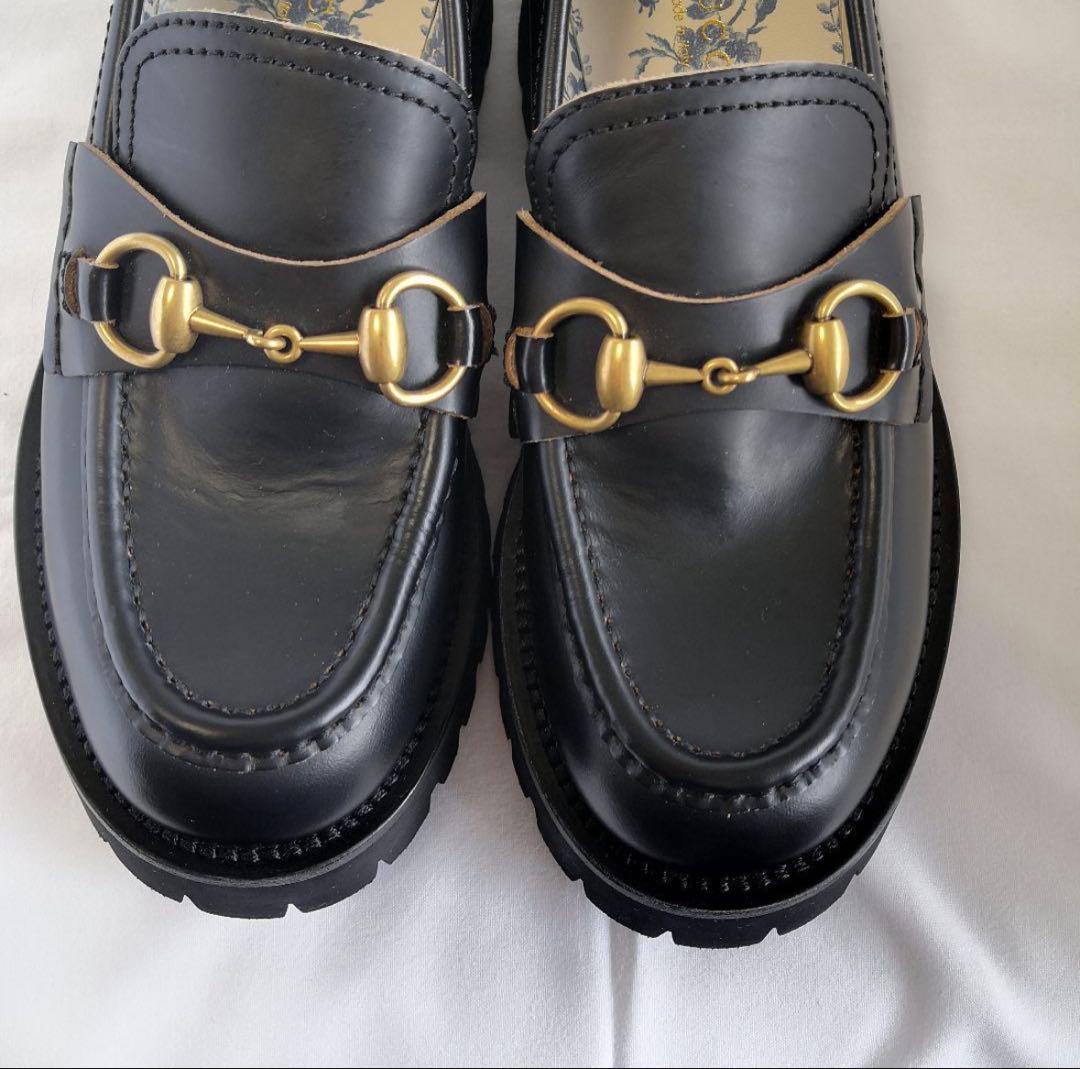美品 GUCCI レザー ローファー ホースビット ビー刺繍 22.5cm 黒