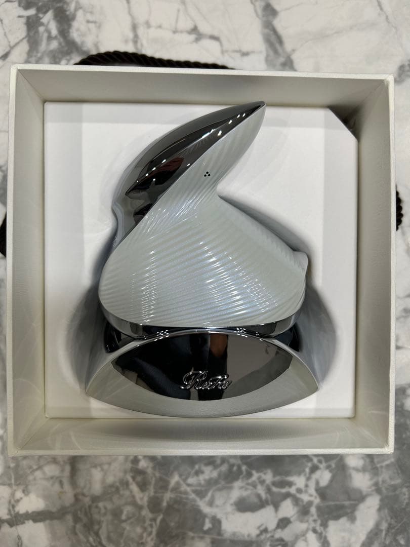 リファ　ReFa リファビューテックベッドスパ（ホワイト） ReFa/リファ〉リファビューテック ヘッドスパ ホワイト｜近鉄百貨店