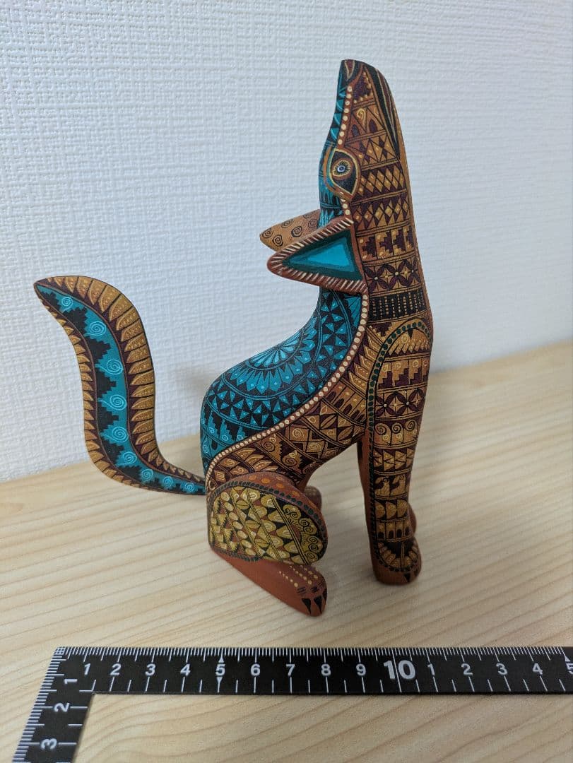 ​メキシコ オアハカ アレブリヘ ウッドカービング コヨーテ 作家サイン有 メキシコ オアハカ アレブリヘ ウッドカービング コヨーテ 作家サイン有