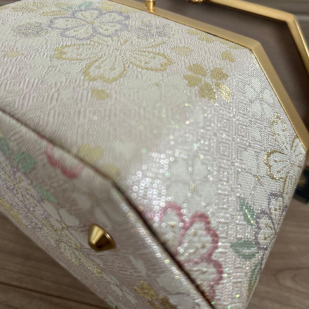 新品未使用品 【紗織】 八角形 和装用バッグ 桜柄 タグ付き