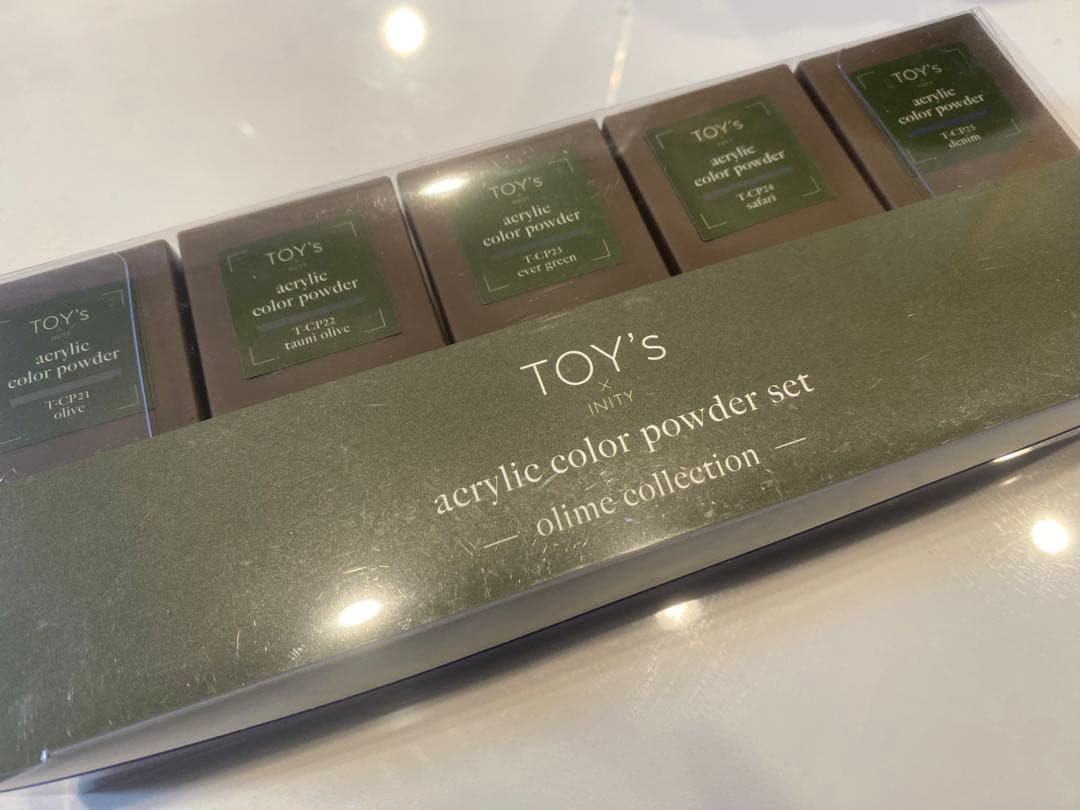 TOY'S アクリルカラーパウダーセット オリーブコレクション TOY's × INITY アクリルカラーパウダー オリーミーコレクション CP22