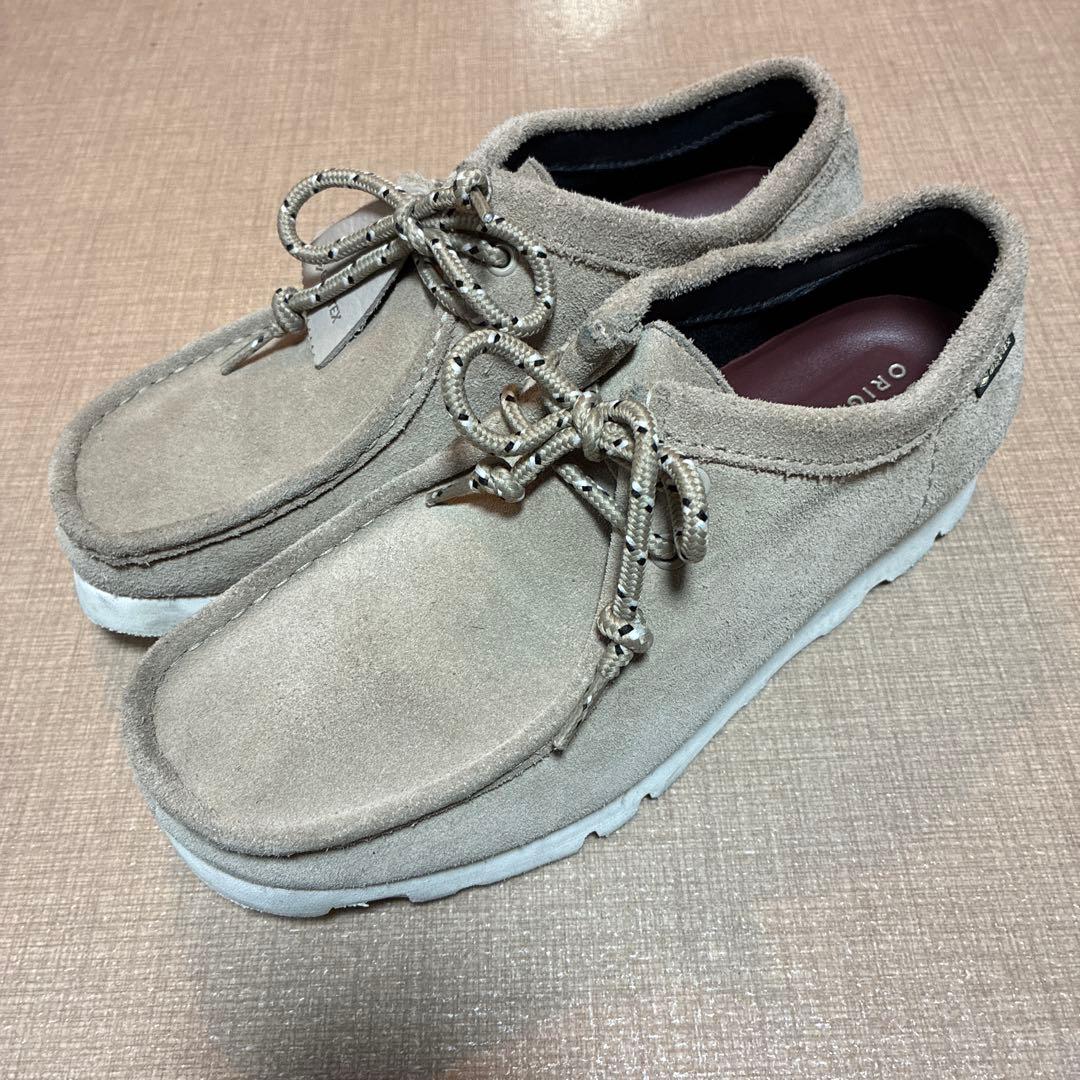 GORE-TEX クラークス　Clarksベージュ スエード モカシン Clarks（クラークス）の「CLARKS/クラークス WALLABEE GTX MAPLE SUEDE