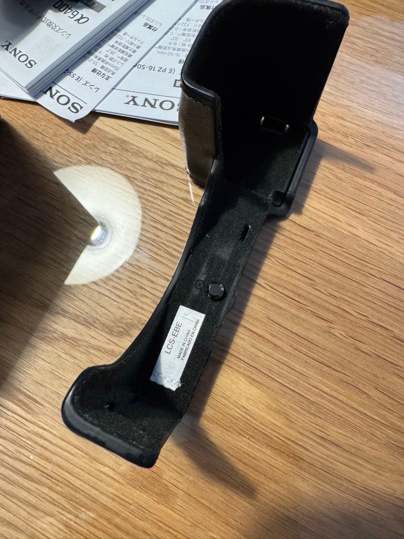 SONY α6400 ダブルズームレンズキット 美品 シャッター8284回 - メルカリ