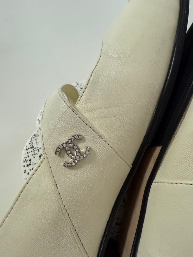 シャネル メリージェーン バレリーナ フラットシューズ ホワイト