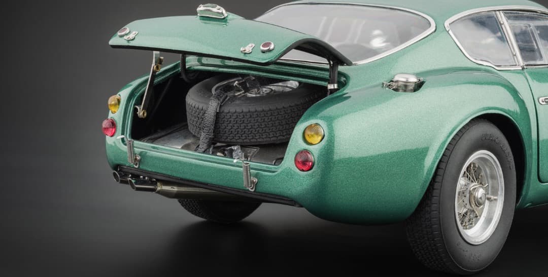 CMC 1/18 アストンマーティン DB4 GTツァガート - メルカリ